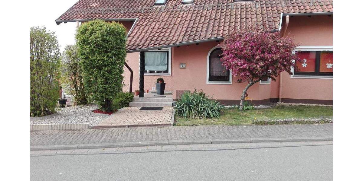 Etagenwohnung Marpingen - 4 Zimmer, 128 m&sup2;, 236.500&euro; | Angebot:25730737