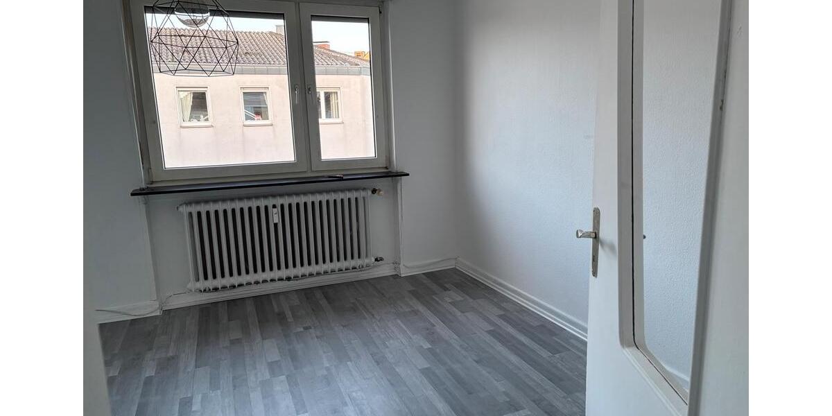 Etagenwohnung Neunkirchen - 3 Zimmer, 93 m&sup2;, 720&euro; | Angebot:25403463