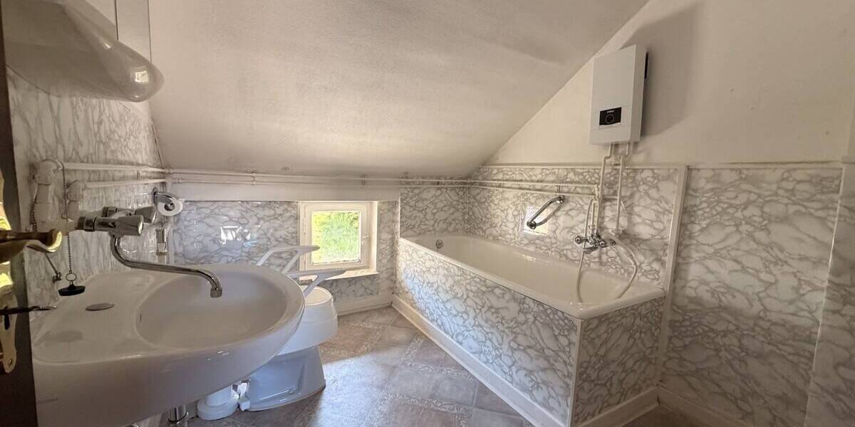 Mehrfamilienhaus, Wohnhaus Wadgassen / Werbeln Werbeln - 4 Zimmer, 110 m&sup2;, 99.000&euro; | Angebot:26388902