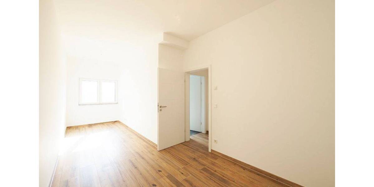 Etagenwohnung Friedrichsthal - 3 Zimmer, 97 m&sup2;, 850&euro; | Angebot:25984565