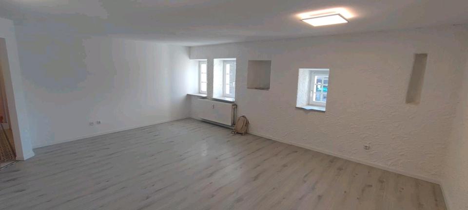 Etagenwohnung Saarbrücken Dudweiler - 2 Zimmer, 65 m&sup2;, 600&euro; | Angebot:26699845