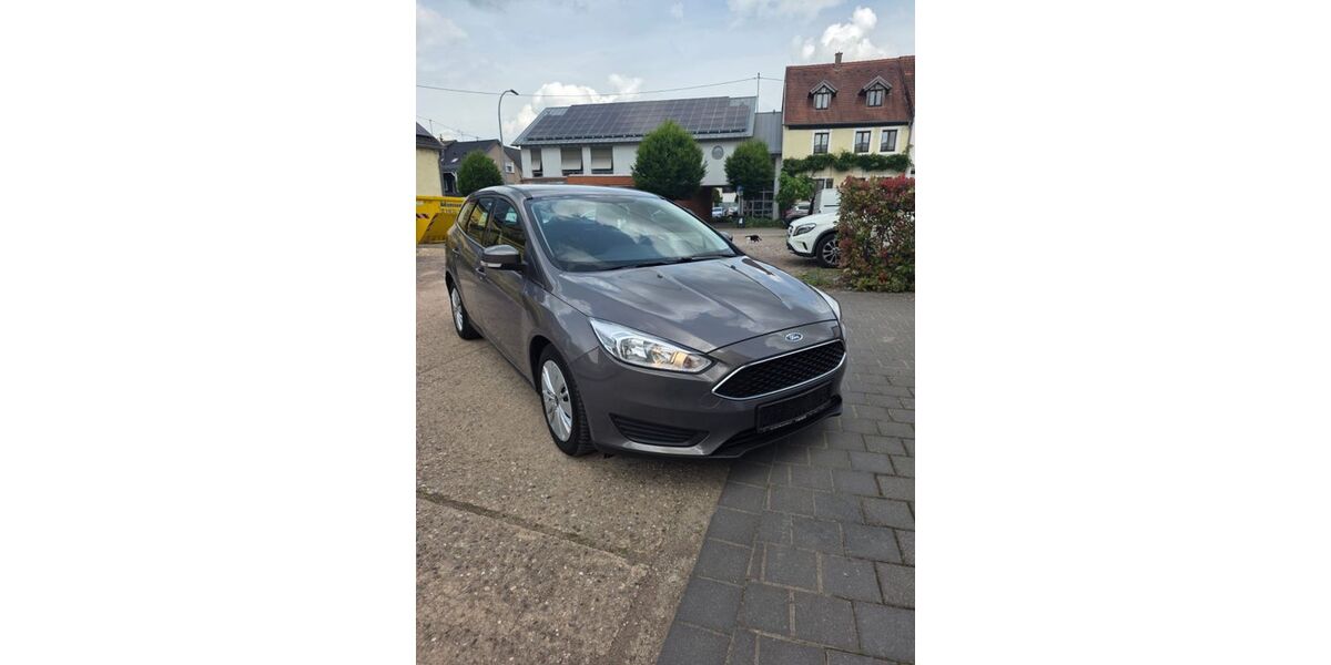 Ford Focus 130.000 km 4.300 &euro; Saarlouis 66740