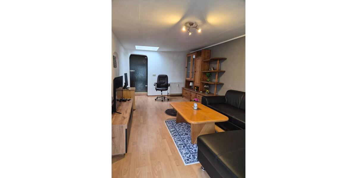 Etagenwohnung Neunkirchen - 1 Zimmer, 60 m&sup2;, 480&euro; | Angebot:25417801