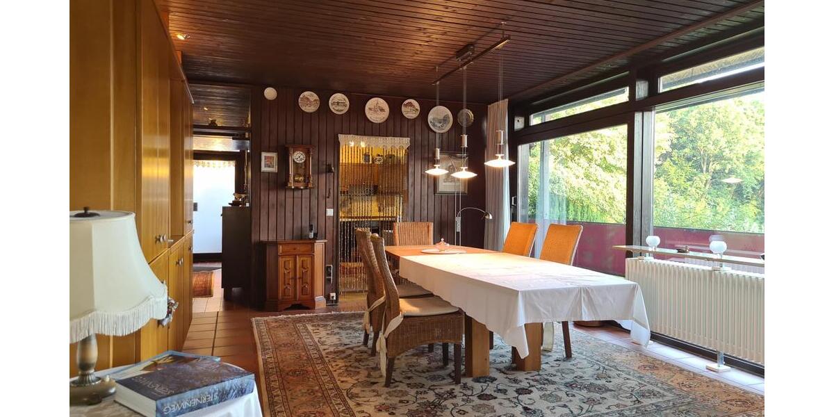 Bungalow mit Satteldach in idyllischer Ortsrandlage mit Fernblick - Einfamilienhaus Homburg | Angebot:21352445