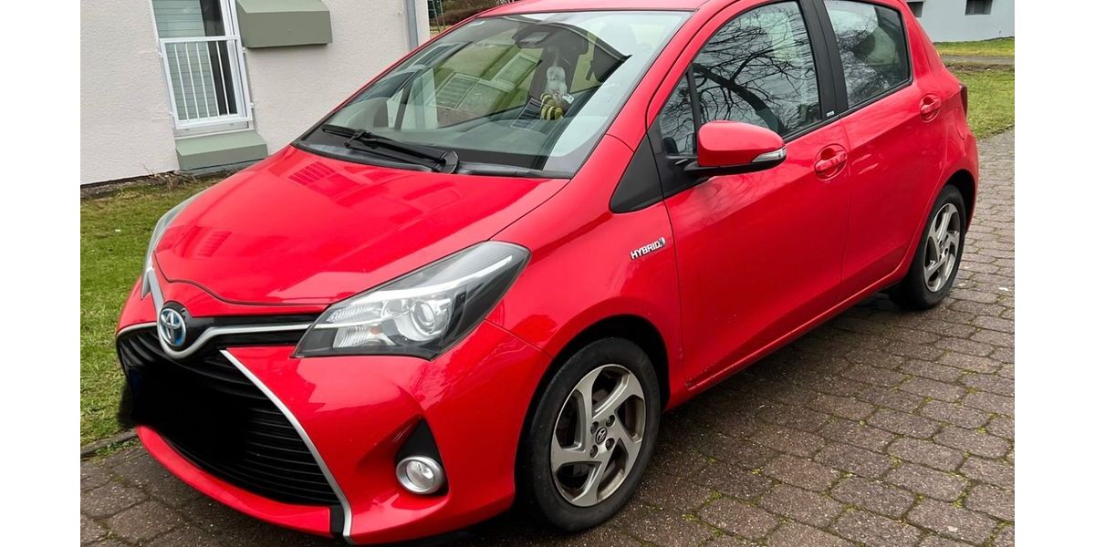 Toyota Yaris 68.000 km 13.500 &euro; Homburg 66424