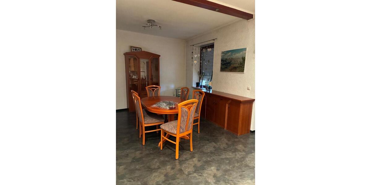 Reihenhaus Ottweiler - 6 Zimmer, 120 m&sup2;, 195.000&euro; | Angebot:25270020