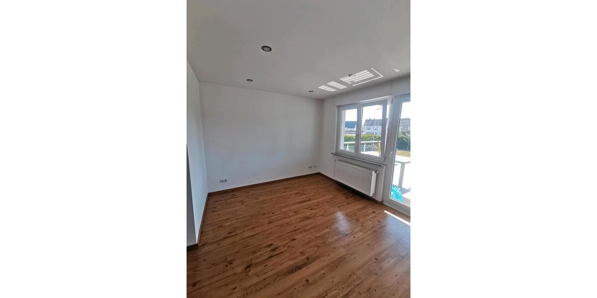 Erdgeschoßwohnung Heusweiler - 3 Zimmer, 83 m&sup2;, 799&euro; | Angebot:25836693