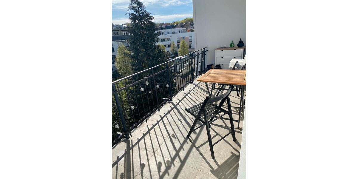 Etagenwohnung Saarbrücken Neue Bremm - 3.5 Zimmer, 90 m&sup2;, 1.250&euro; | Angebot:26626528