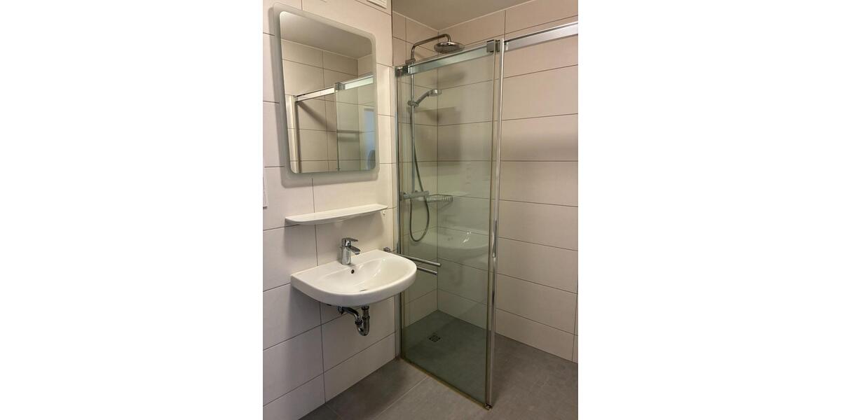 Etagenwohnung Saarbrücken West - 3 Zimmer, 66 m&sup2;, 545&euro; | Angebot:25934954