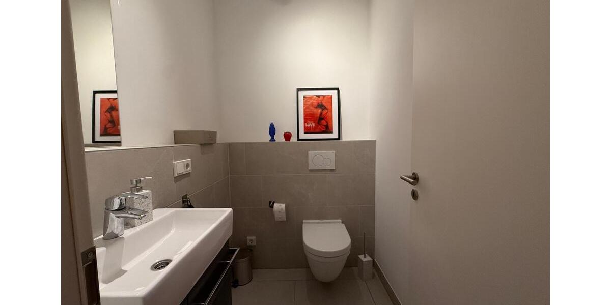 Erdgeschoßwohnung Saarbrücken - 2 Zimmer, 102 m&sup2;, 1.050&euro; | Angebot:25415245