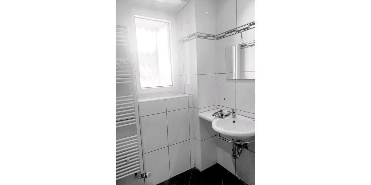 Erdgeschoßwohnung Saarbrücken West - 3 Zimmer, 75 m&sup2;, 600&euro; | Angebot:25634266