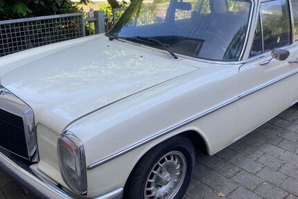 Mercedes-Benz 230 42.000 km 9.900 &euro; Saarlouis 66740