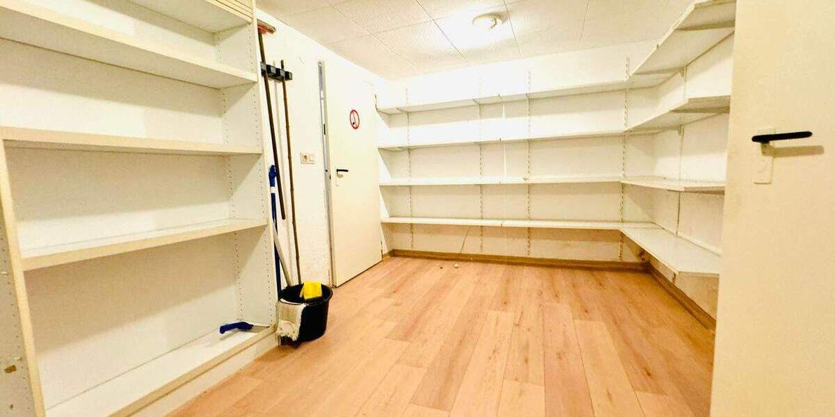 Ladenlokal (eh. Apotheke) im Ortskern Mandelbachtal-Ormesheim zu vermieten - Gewerbeobjekt Mandelbachtal-Ormesheim Ormesheim | Angebot:23972288