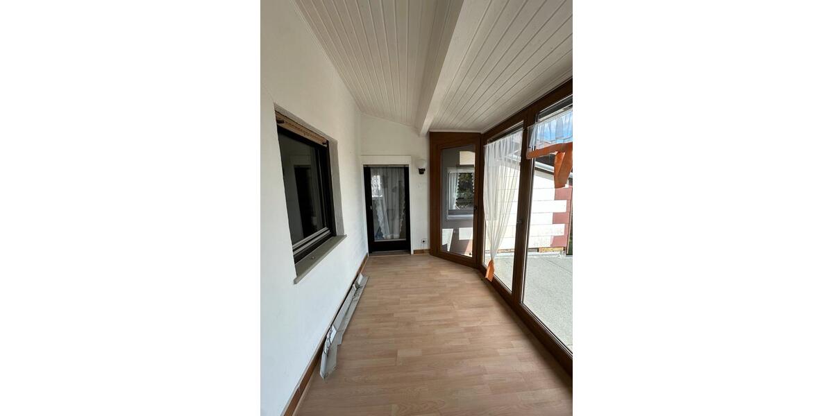 Etagenwohnung Wadgassen - 2 Zimmer, 75 m&sup2;, 740&euro; | Angebot:26387650