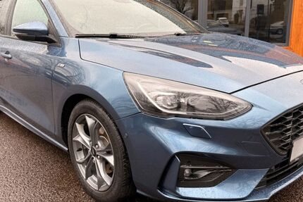 Ford Focus 89.000 km 15.900 &euro; Dillingen 66763