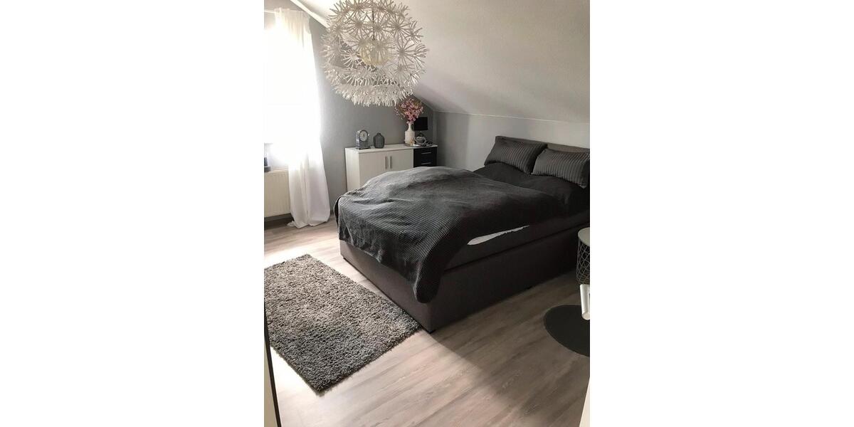 Dachgeschoßwohnung Bexbach - 2 Zimmer, 60 m&sup2;, 145.000&euro; | Angebot:26491351