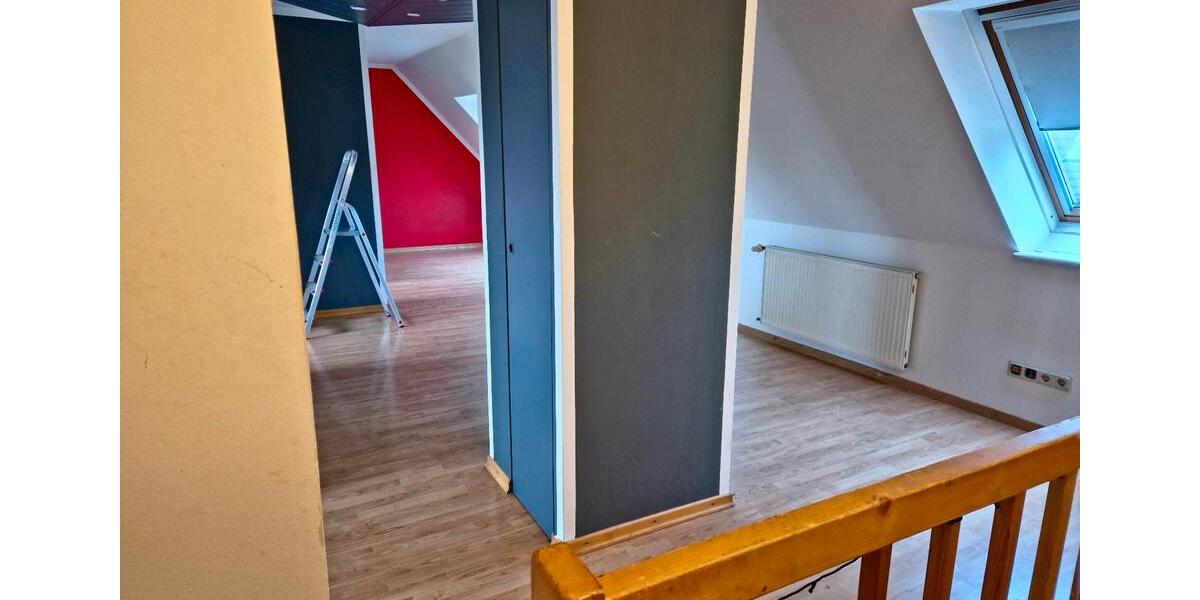 Dachgeschoßwohnung Saarbrücken Neue Bremm - 1 Zimmer, 53 m&sup2;, 450&euro; | Angebot:25268843