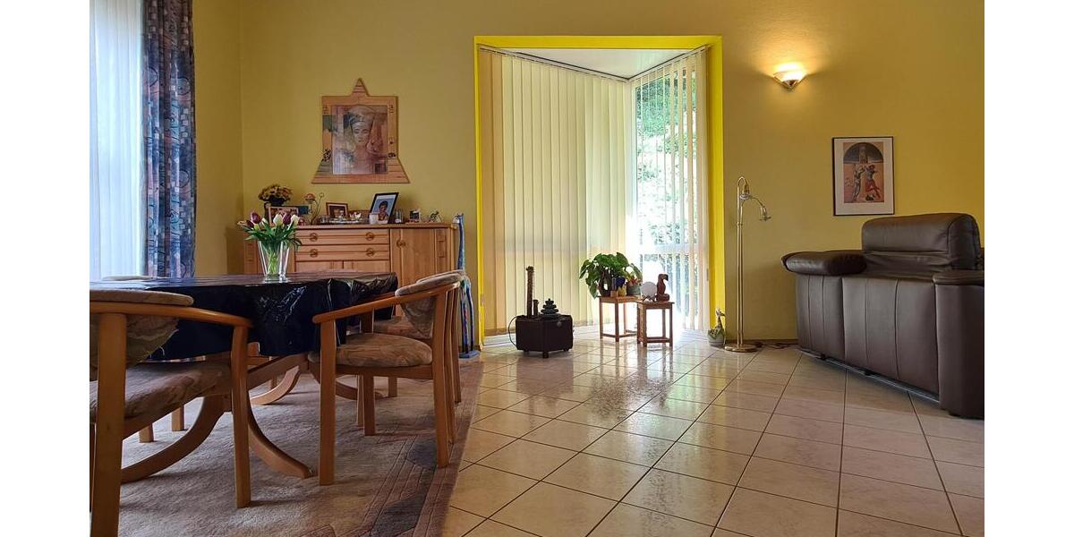 Mediterran gestaltetes Einfamilienhaus in schöner Stadtrandlage - Einfamilienhaus Zweibrücken | Angebot:21312569