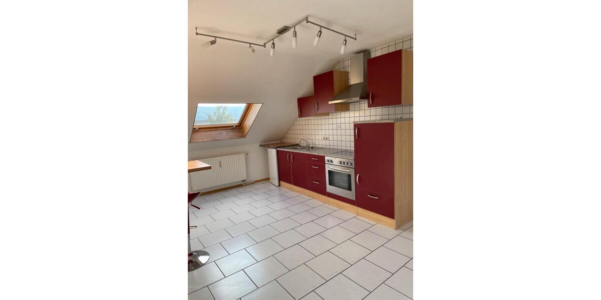 Dachgeschoßwohnung Dillingen (Saar) - 5 Zimmer, 55 m&sup2;, 500&euro; | Angebot:25895209
