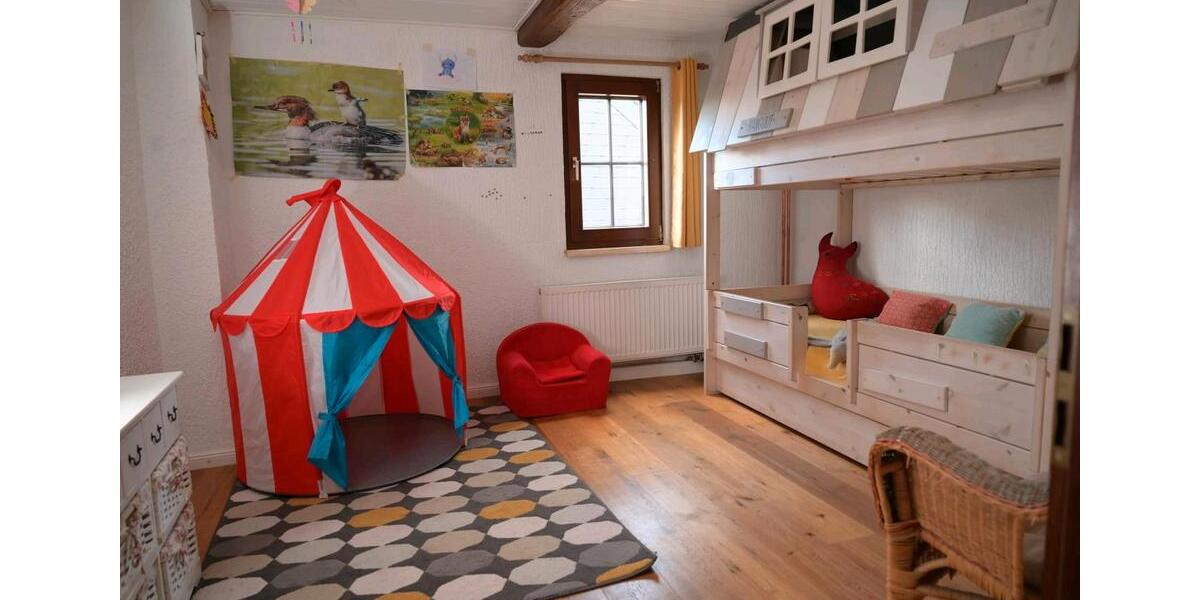 Einfamilienhaus Homburg - 5 Zimmer, 155 m&sup2;, 259.000&euro; | Angebot:25971207