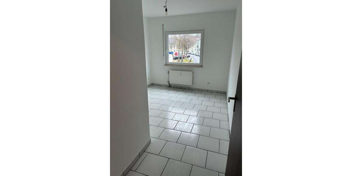 Etagenwohnung Saarbrücken West - 3 Zimmer, 66 m&sup2;, 545&euro; | Angebot:25934954