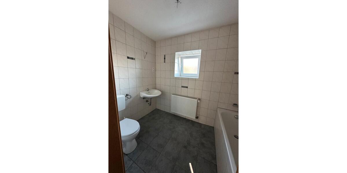 Einfamilienhaus Neunkirchen - 4 Zimmer, 110 m&sup2;, 1.350&euro; | Angebot:26120745