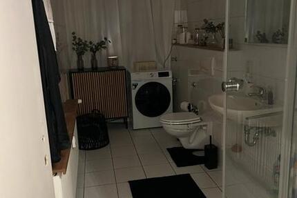 Wohnung Saarbrücken - 2 Zimmer, 80 m&sup2;, 900&euro; | Angebot:25916352
