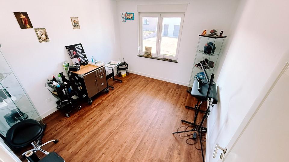 Einfamilienhaus Saarbrücken Kieselhumes - 4 Zimmer, 150 m&sup2;, 370.000&euro; | Angebot:25922410