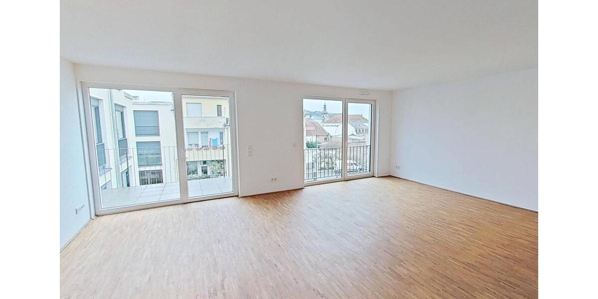 Etagenwohnung Saarbrücken - 3 Zimmer, 103 m&sup2;, 1.350&euro; | Angebot:25543578