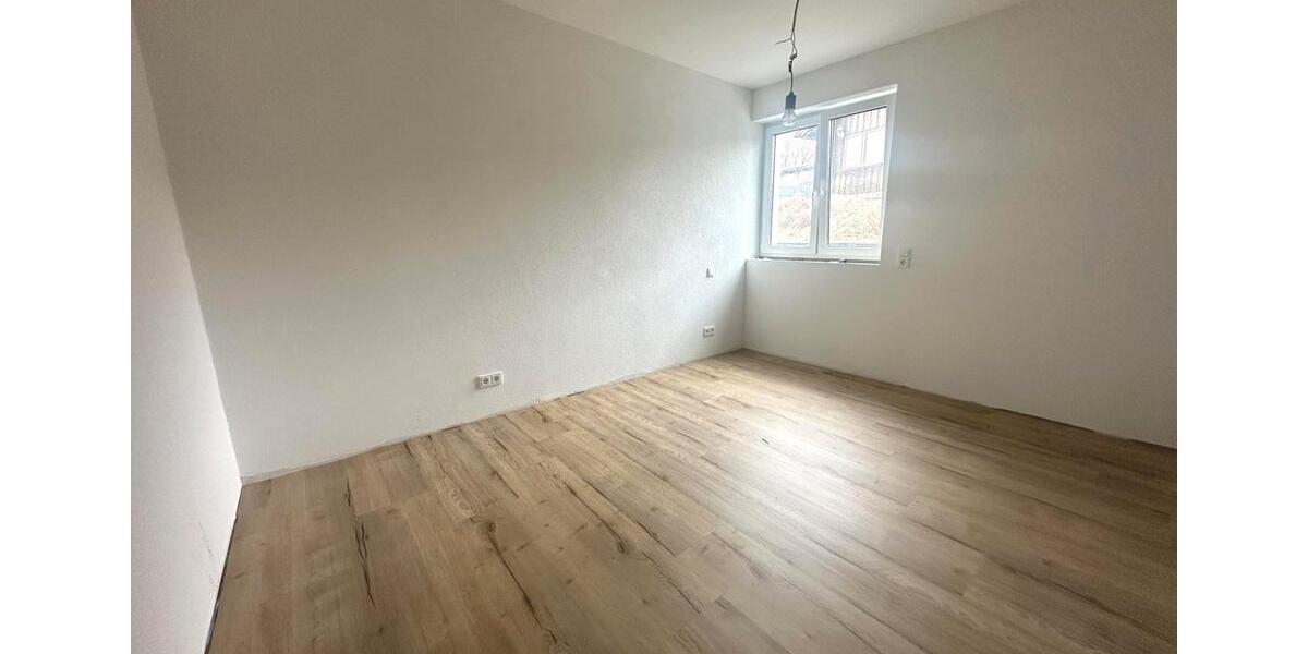 Maisonettenwohnung Bexbach - 2 Zimmer, 139 m&sup2;, 1.550&euro; | Angebot:25098705