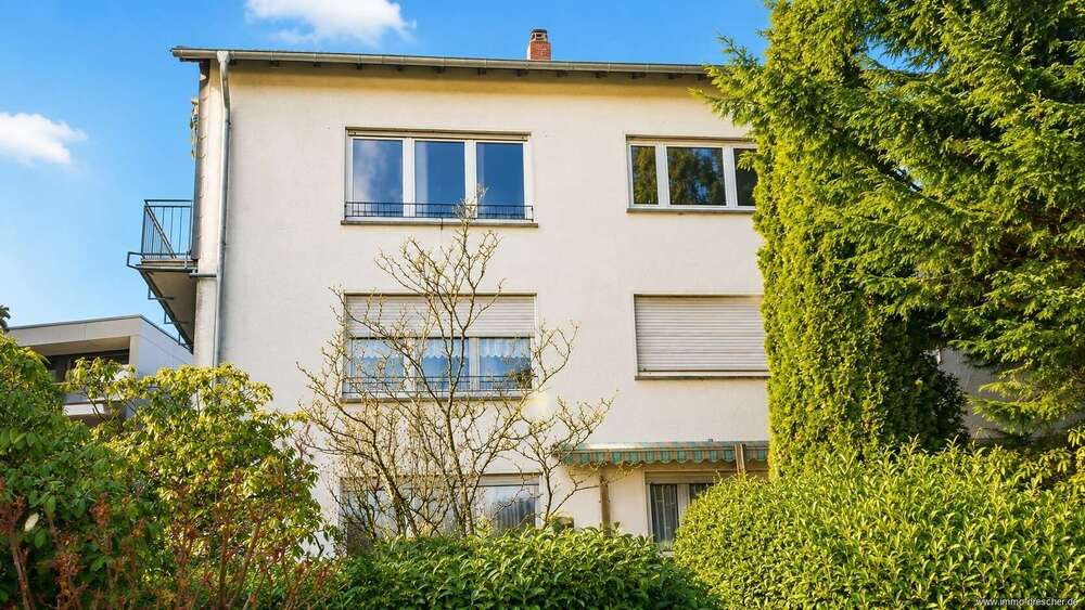 Einfamilienhaus Sulzbach/Saar / Neuweiler Neuweiler - 8 Zimmer, 241 m&sup2;, 330.000&euro; | Angebot:26687061