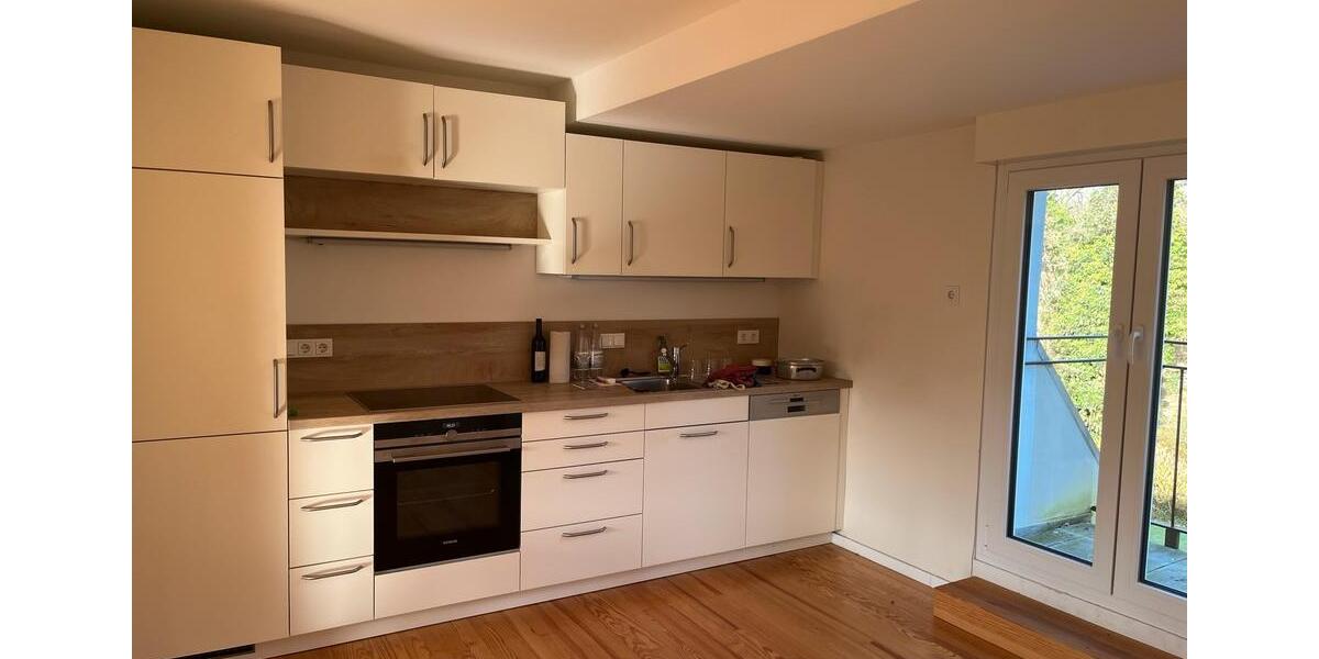 Dachgeschoßwohnung Saarbrücken Malstatt - 2 Zimmer, 60 m&sup2;, 790&euro; | Angebot:26013059