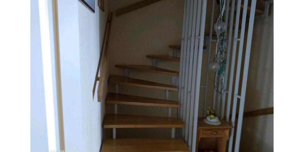 Reihenhaus Völklingen - 7 Zimmer, 140 m&sup2;, 360.000&euro; | Angebot:25457124