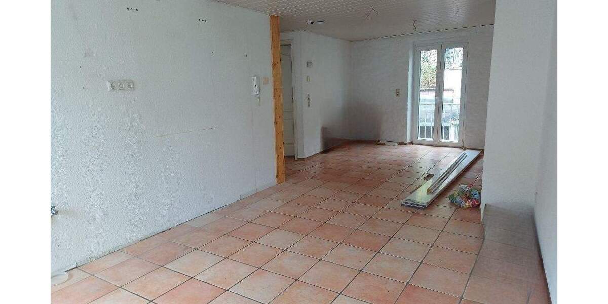 Mehrfamilienhaus, Wohnhaus Sankt Ingbert St. Ingbert - 4 Zimmer, 115 m&sup2;, 225.000&euro; | Angebot:25774781