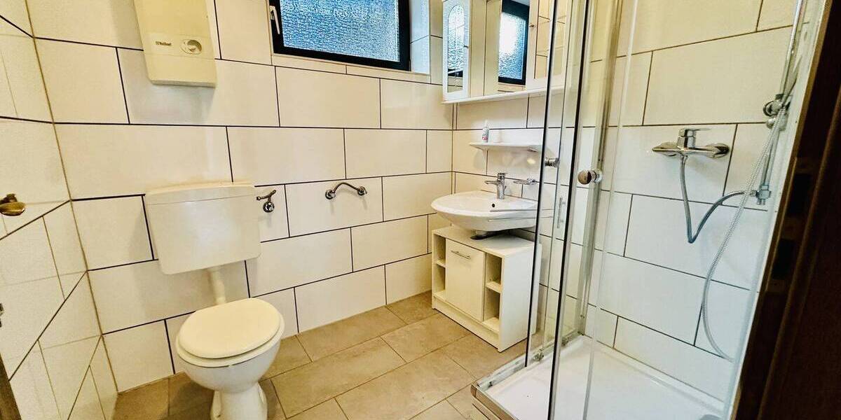 Mehrfamilienhaus, Wohnhaus Illingen - 9 Zimmer, 373 m&sup2;, 459.000&euro; | Angebot:25686397