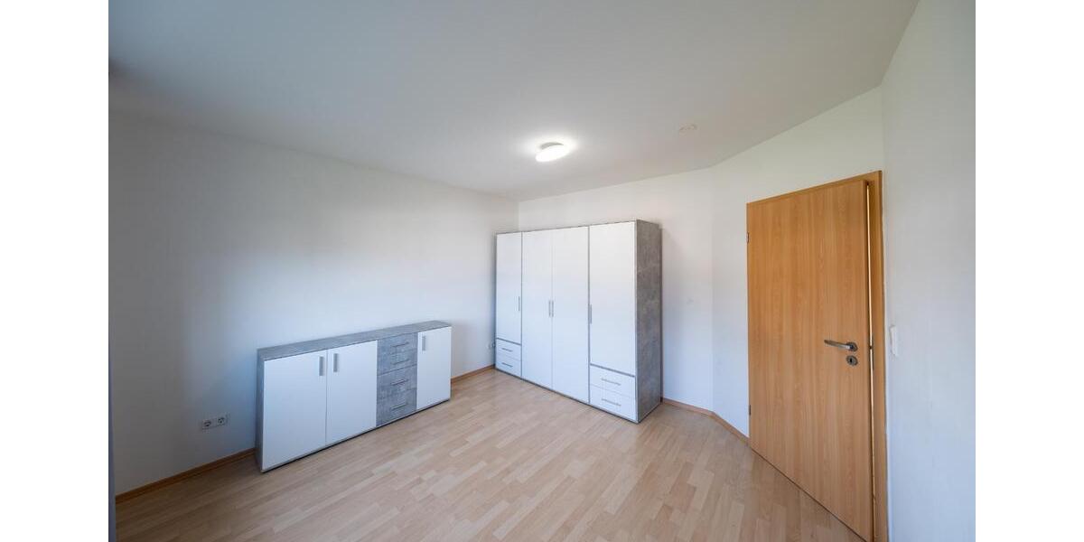 Etagenwohnung Völklingen - 2 Zimmer, 60 m&sup2;, 440&euro; | Angebot:25414248