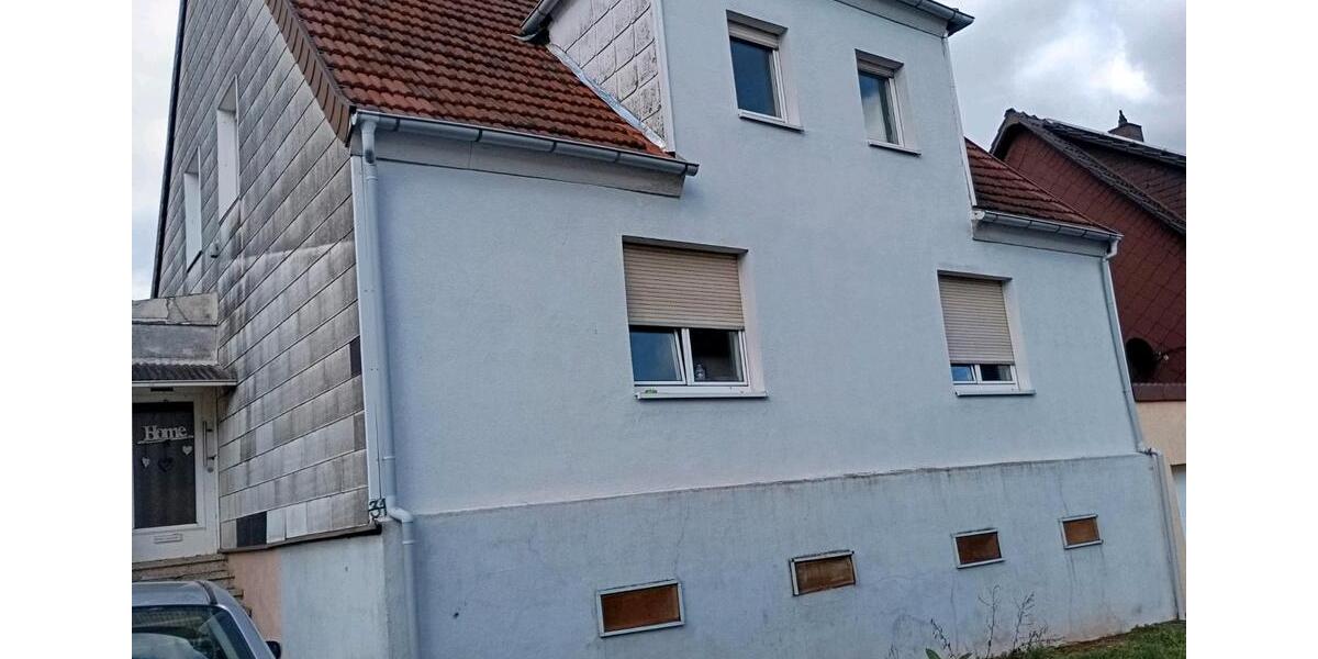 Einfamilienhaus Blieskastel - 7 Zimmer, 135 m&sup2;, 1.250&euro; | Angebot:25930669