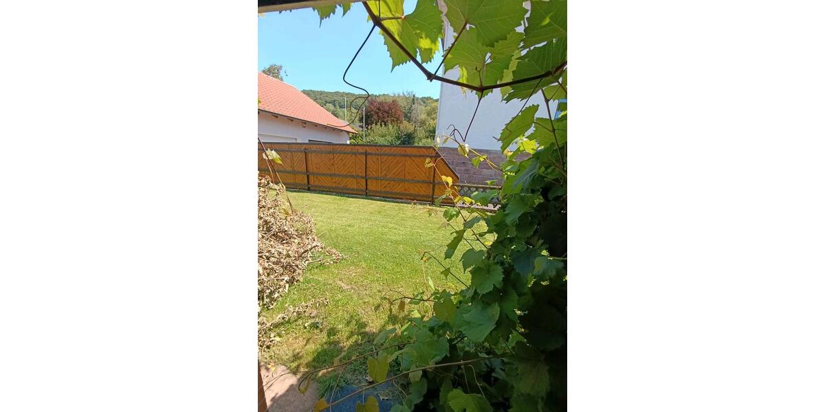 Erdgeschoßwohnung Überherrn - 4 Zimmer, 100 m&sup2;, 750&euro; | Angebot:25420798