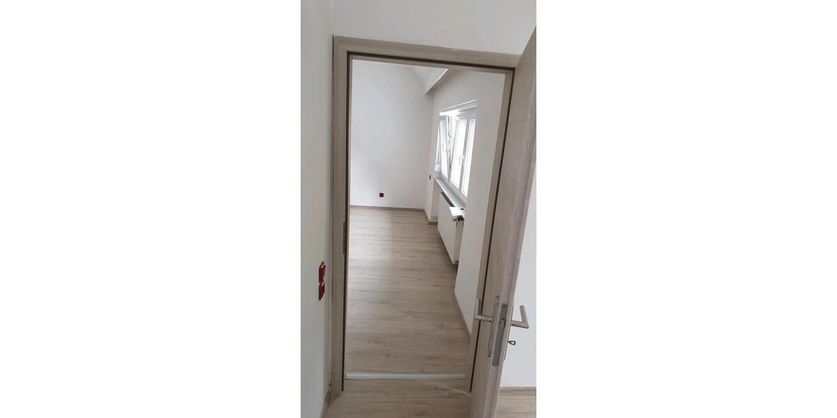 Etagenwohnung Schiffweiler - 2 Zimmer, 52 m&sup2;, 510&euro; | Angebot:25899759