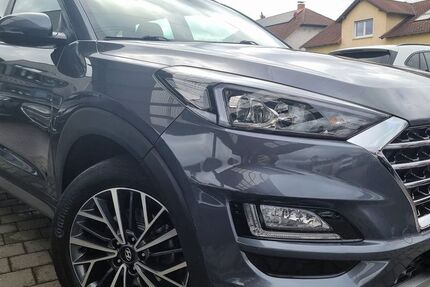Hyundai TUCSON 100.000 km 16.800 &euro; Nalbach 66809