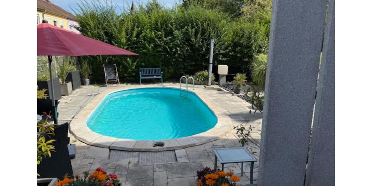 Doppelhaushälfte Saarbrücken West - 8 Zimmer, 276 m&sup2;, 620.000&euro; | Angebot:25255040