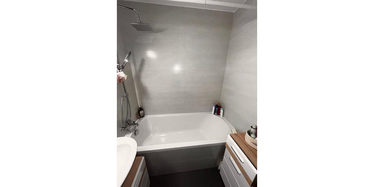 Etagenwohnung Saarbrücken Neue Bremm - 2 Zimmer, 42 m&sup2;, 460&euro; | Angebot:26633759