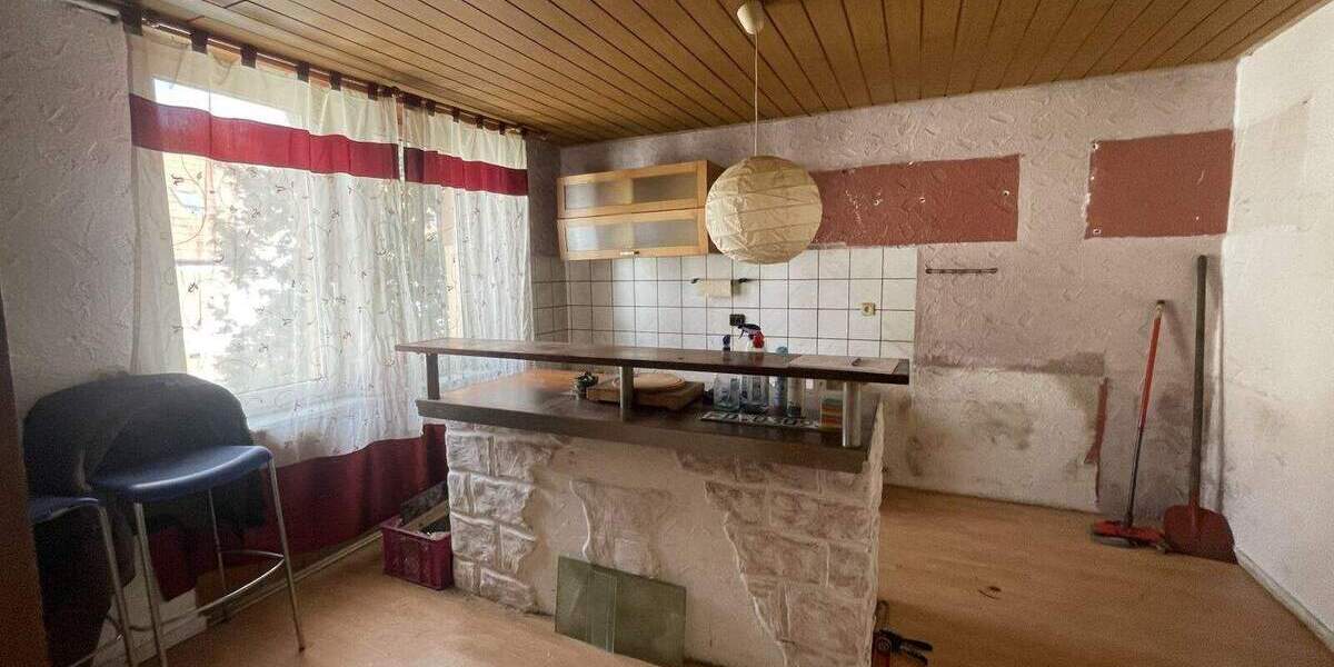 Doppelhaushälfte Neunkirchen Innenstadt - 5 Zimmer, 110 m&sup2;, 119.000&euro; | Angebot:25729710