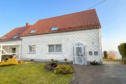 Haus Blieskastel / Biesingen Biesingen - 6 Zimmer, 179 m&sup2;, 280.000&euro; | Angebot:25929061