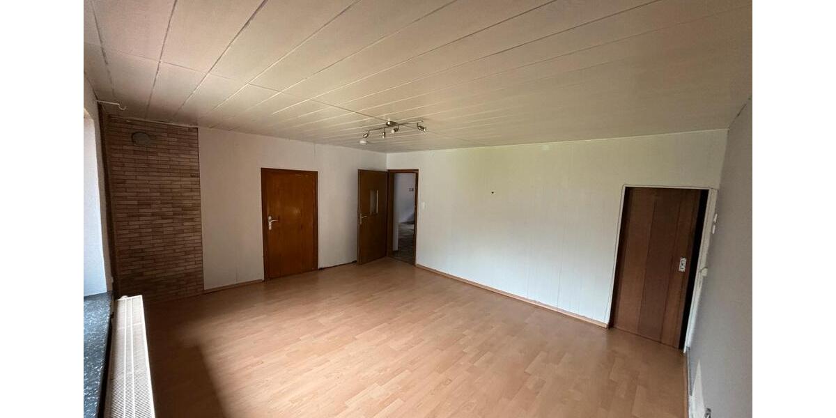 Bauernhaus, Landhaus Beckingen - 5 Zimmer, 140 m&sup2;, 140.000&euro; | Angebot:25325868