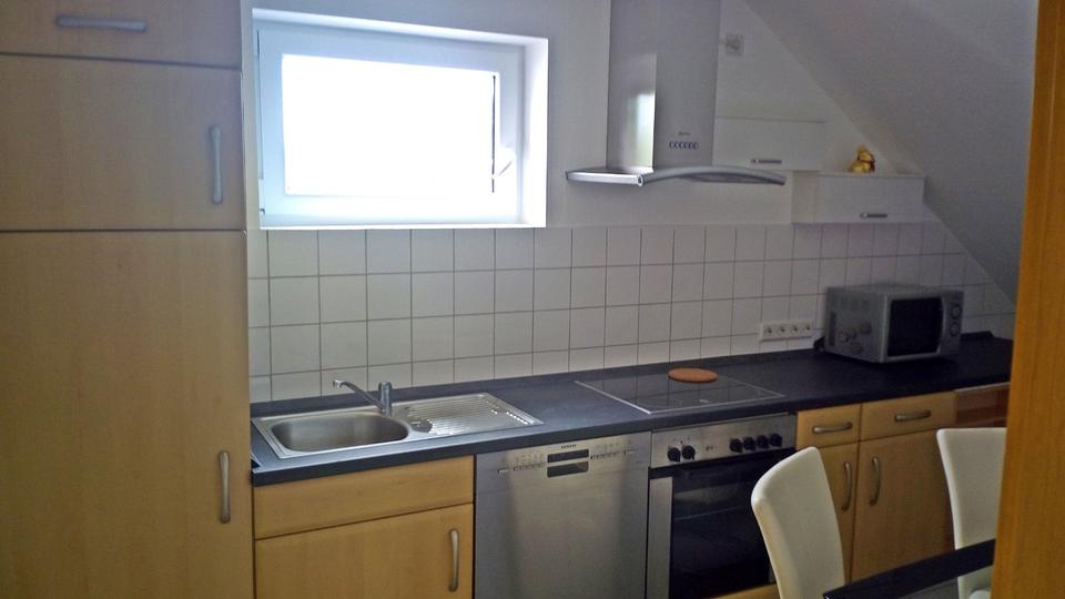 Dachgeschoßwohnung Riegelsberg - 3 Zimmer, 100 m&sup2;, 750&euro; | Angebot:25883822