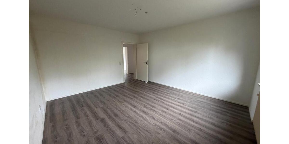 Erdgeschoßwohnung Heusweiler - 4 Zimmer, 98 m&sup2;, 800&euro; | Angebot:26558302