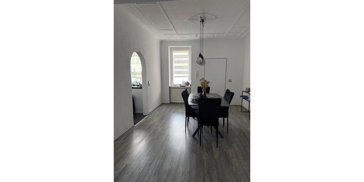Etagenwohnung Saarbrücken West - 3 Zimmer, 115 m&sup2;, 750&euro; | Angebot:25590859