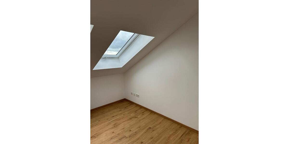 Maisonettenwohnung Neunkirchen Heinitz - 4 Zimmer, 117 m&sup2;, 1.475&euro; | Angebot:24101089