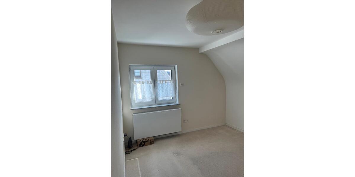 Dachgeschoßwohnung Saarbrücken Malstatt - 2 Zimmer, 60 m&sup2;, 790&euro; | Angebot:26013059